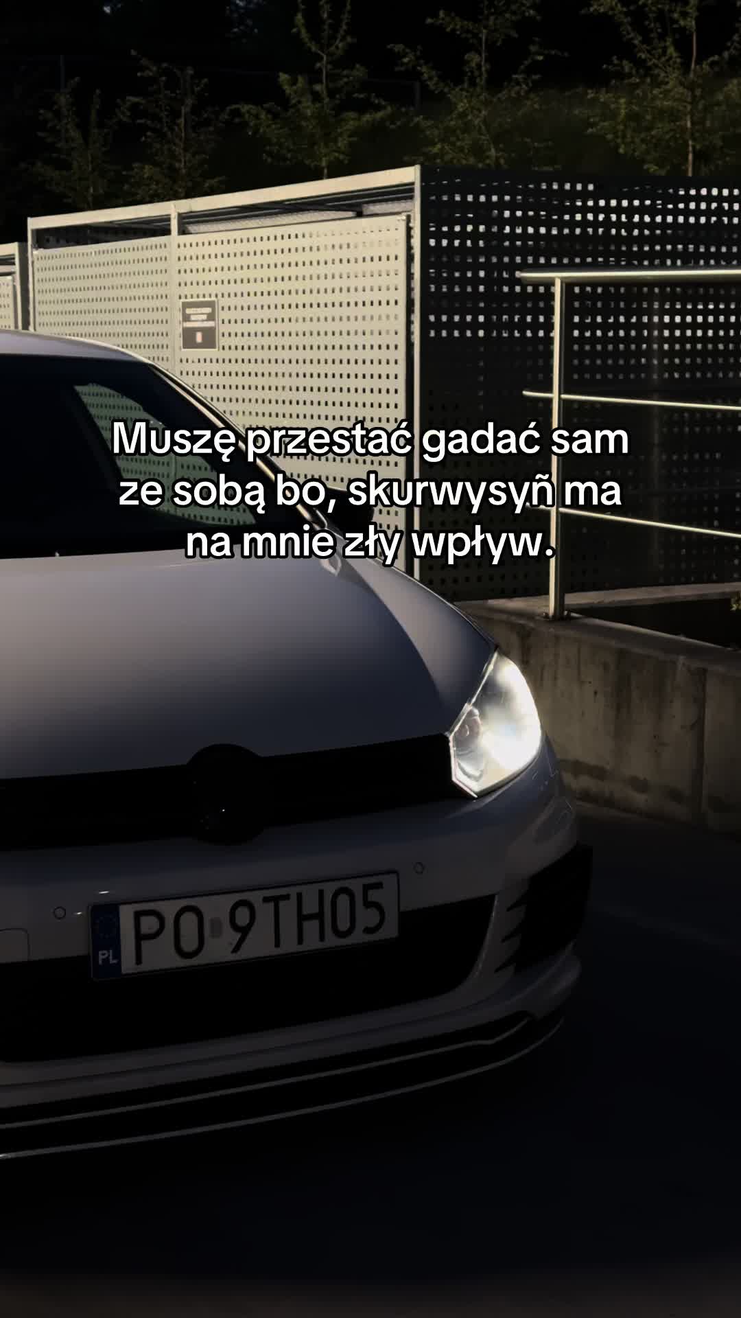 @Kondziu_gtded35