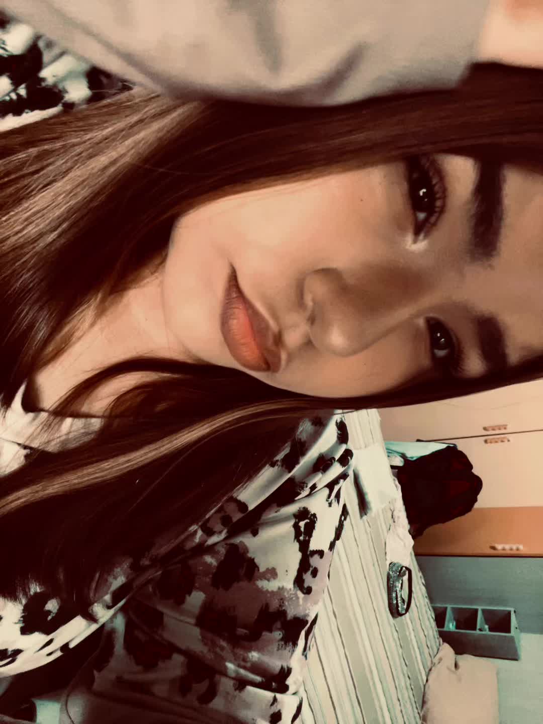 @๐๐/๐๐ ๐
