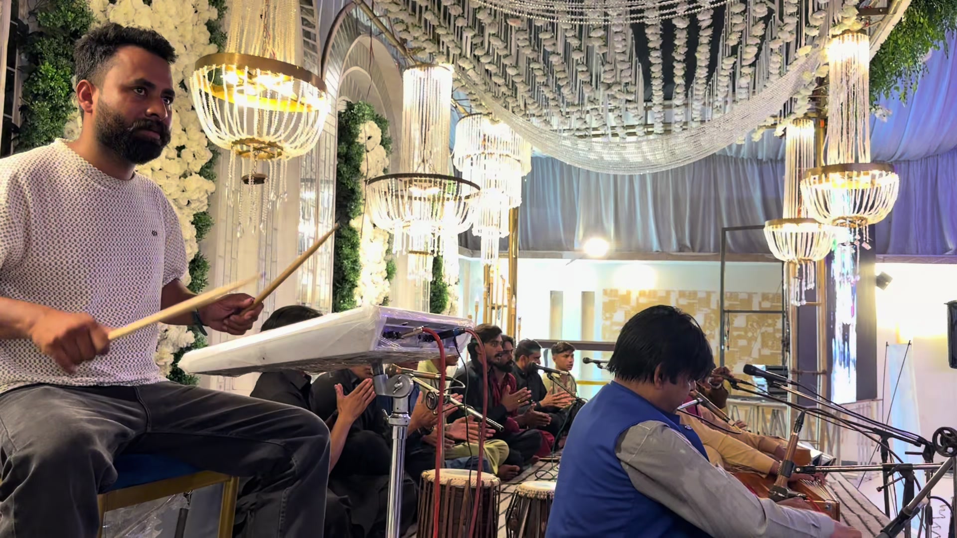 @Amir Niaz live beats