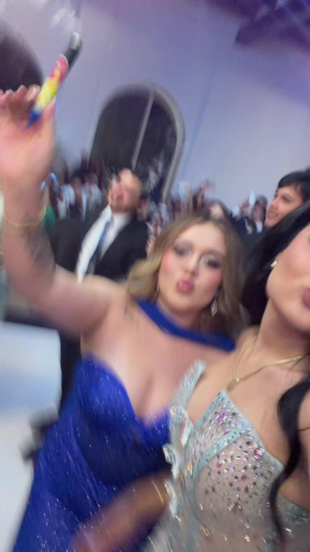 @Sarahí hermosa y bella