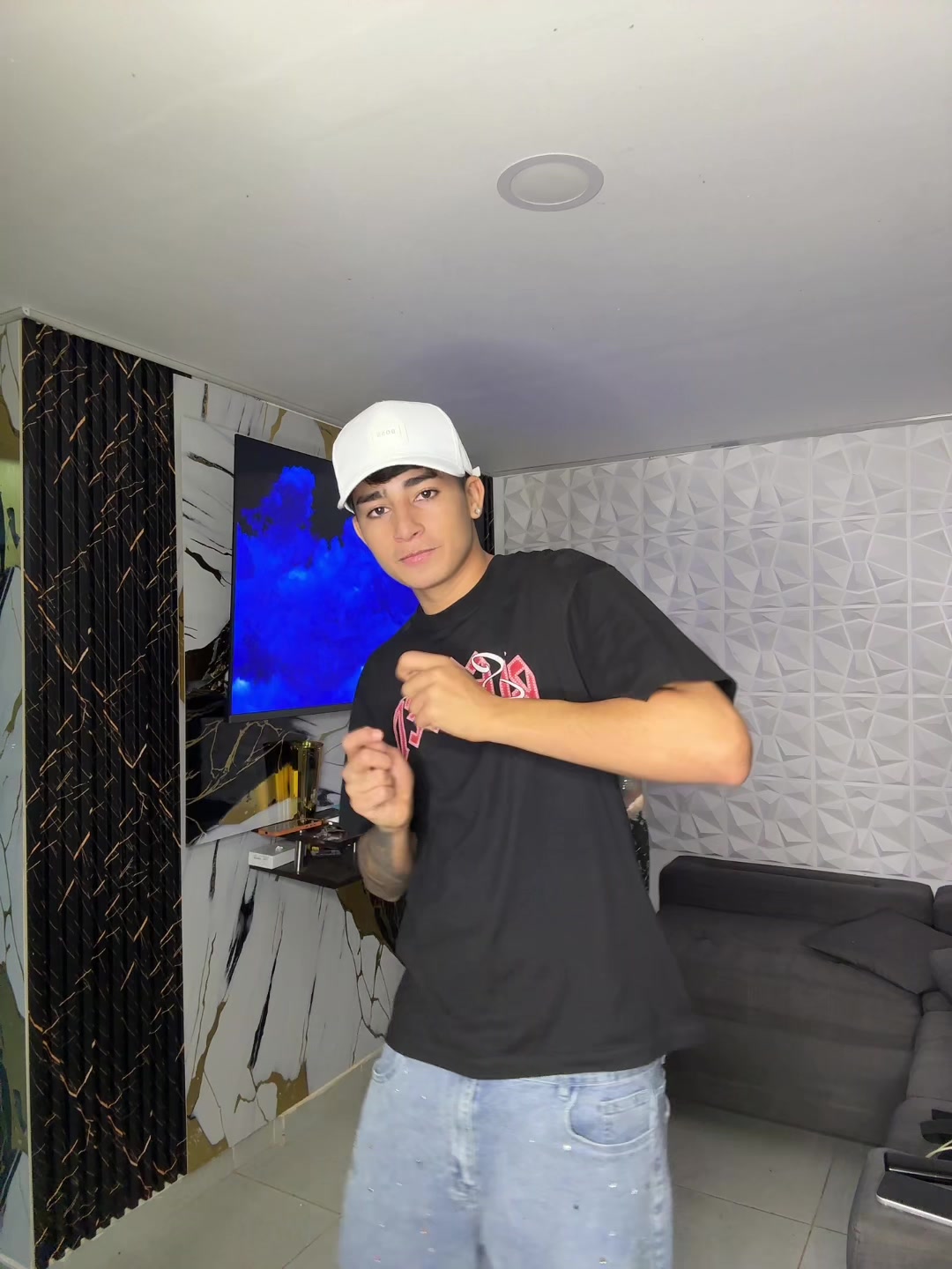 @royteam