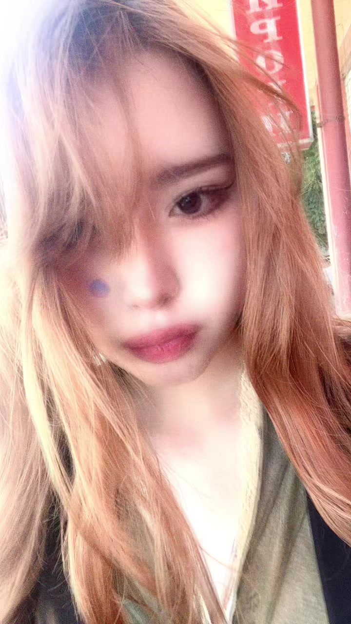 @꧁✨👑ӏ︎ɑ︎ո︎ɑ︎👑✨꧂