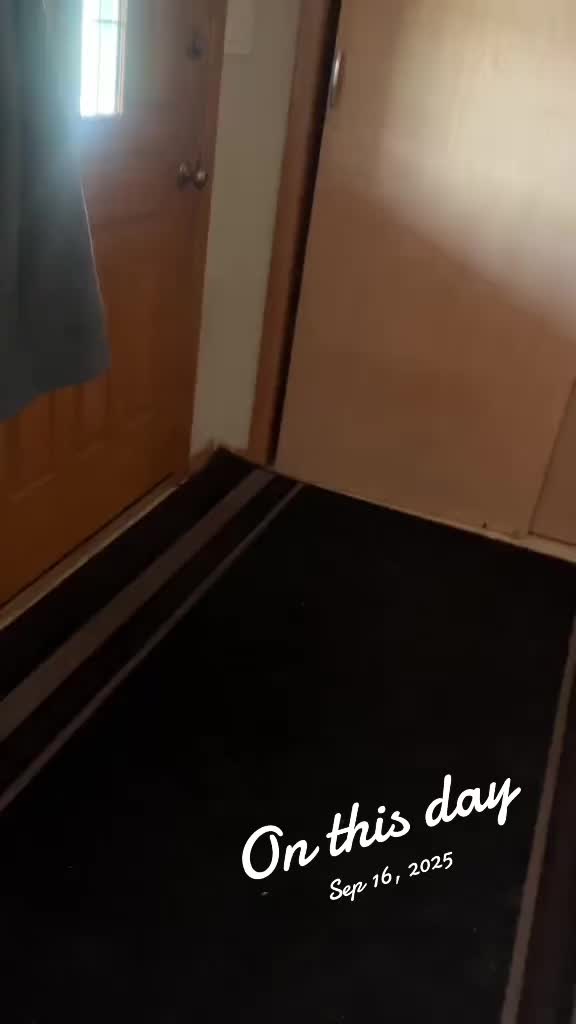 @MsHypurr