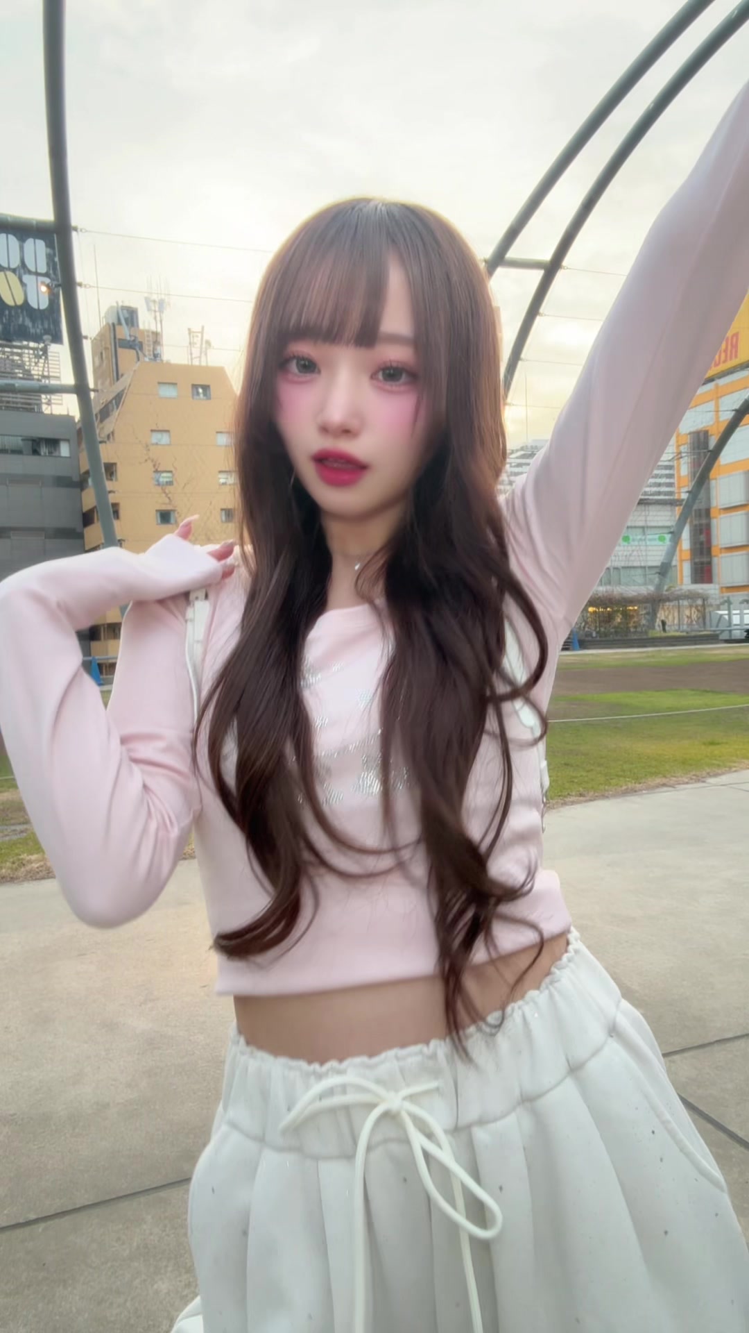 @にしのありさ