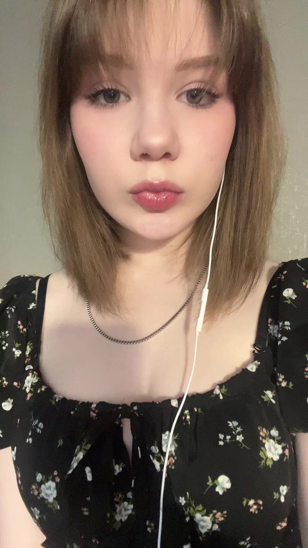 @лолита