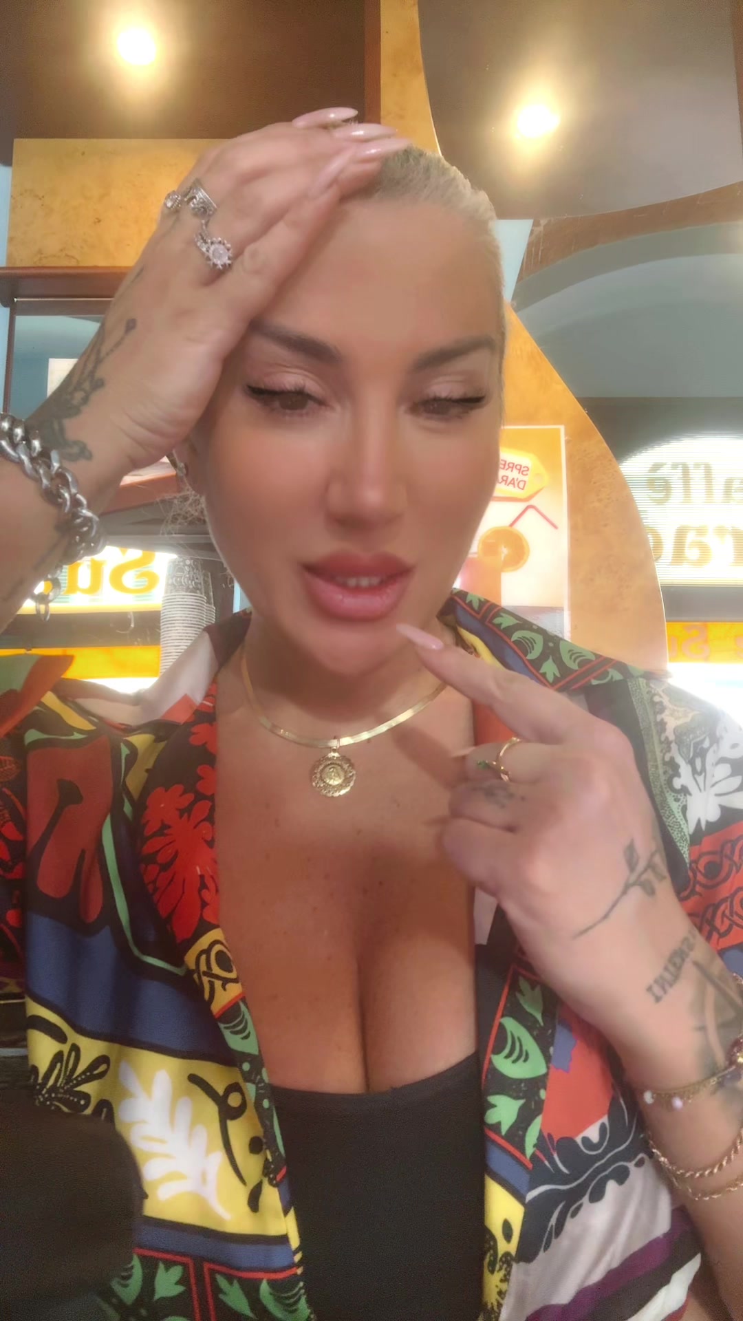 @Ela _entela
