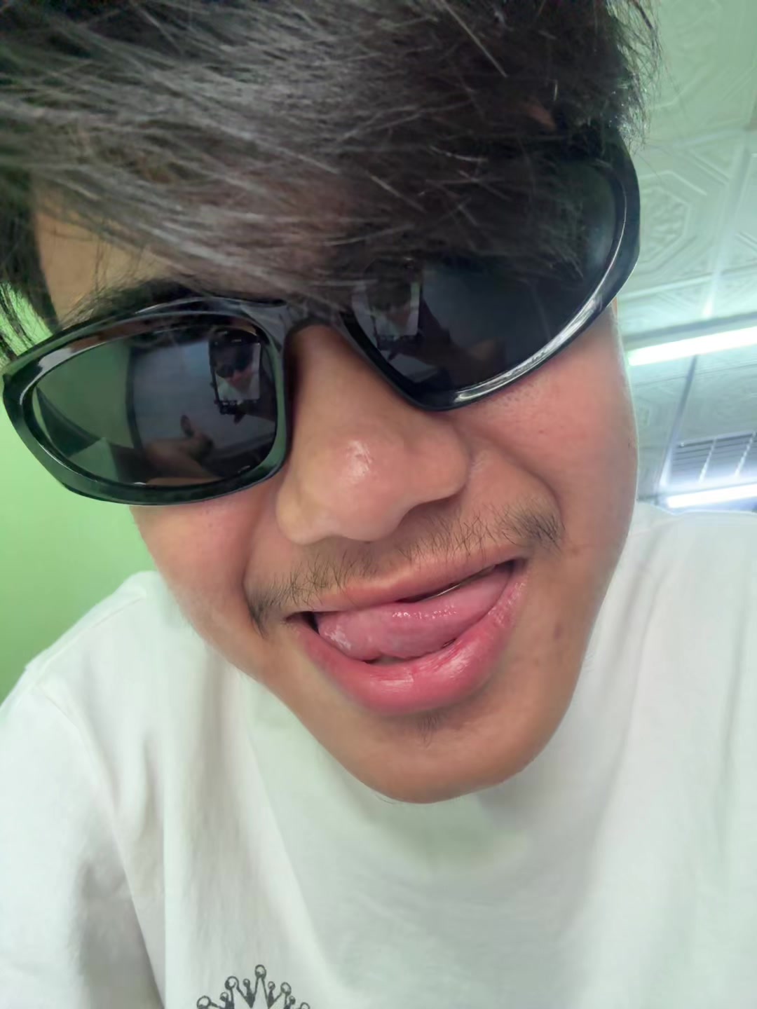 @ลีโอเนล