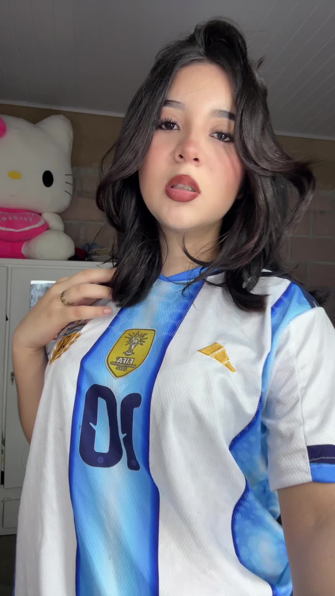@mía millón🦇