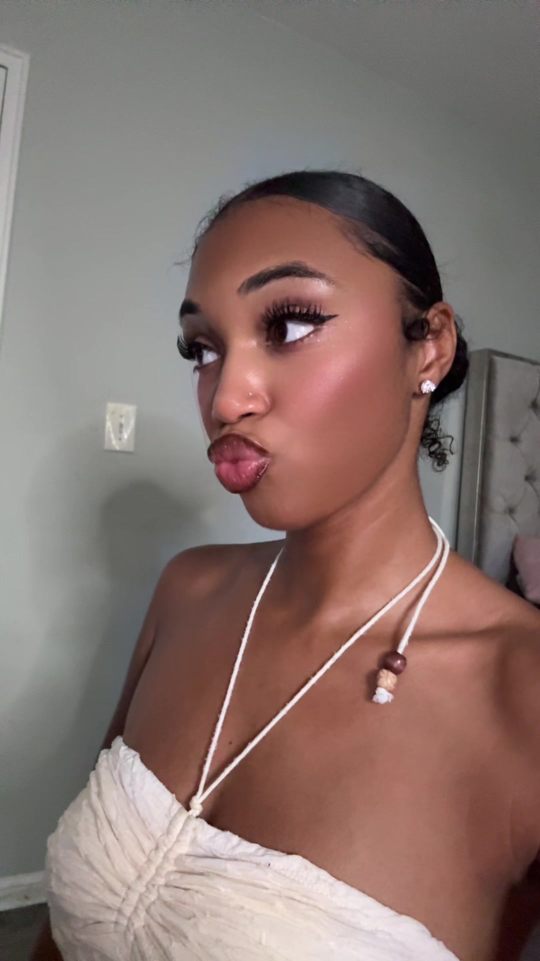 @TheRealGoldenbeautii