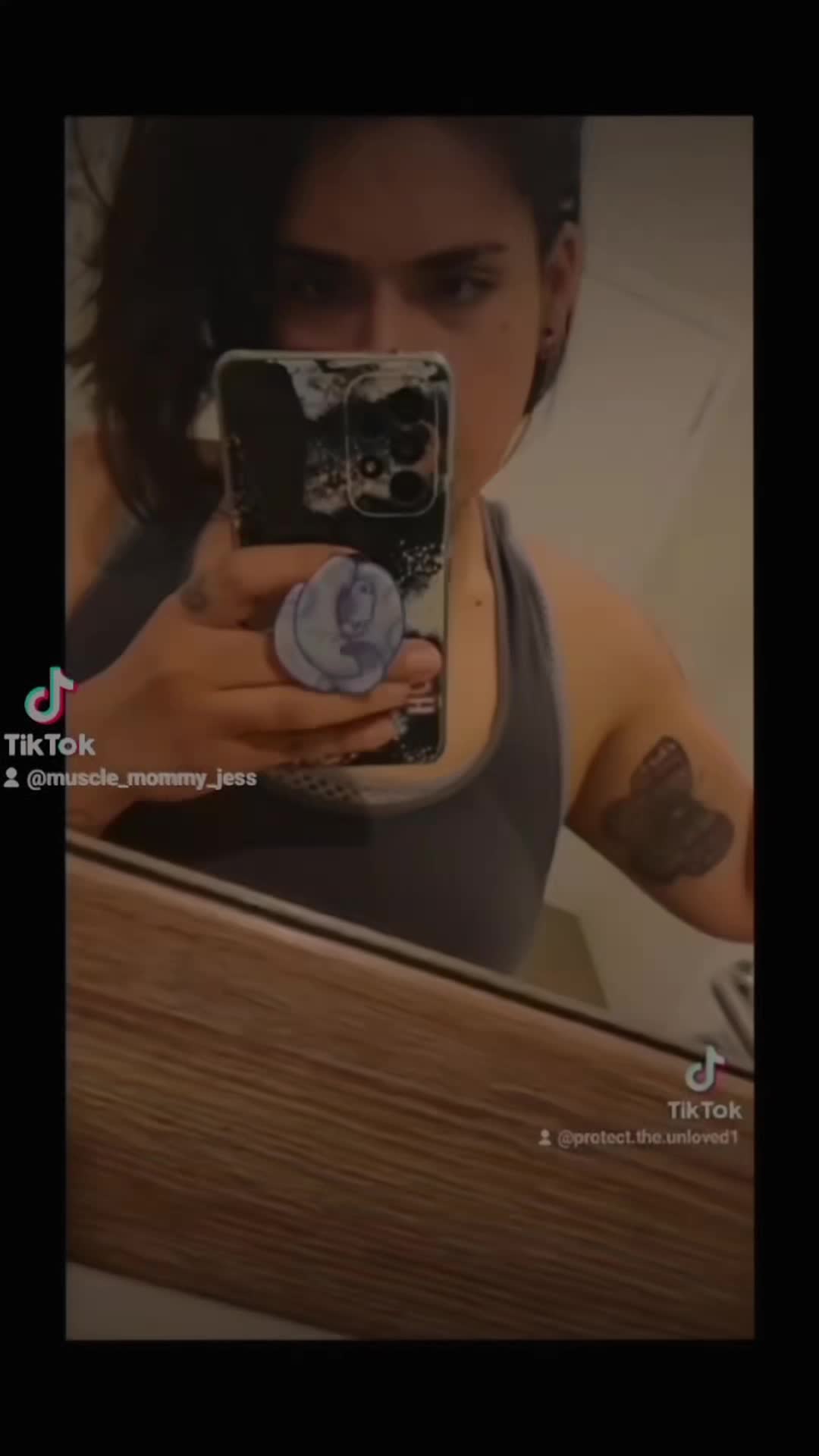 @muscle_mommy_jess