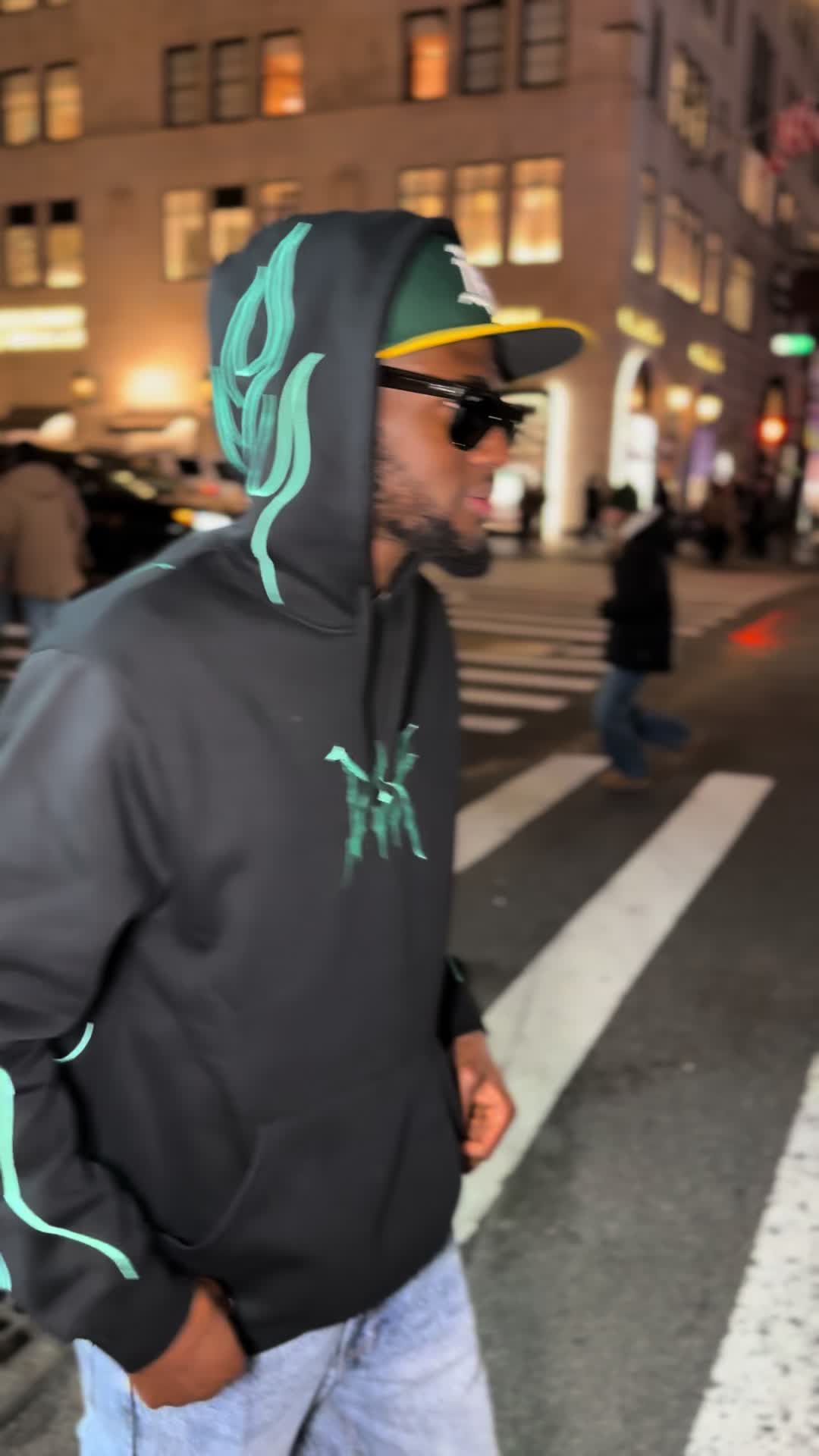 @💸