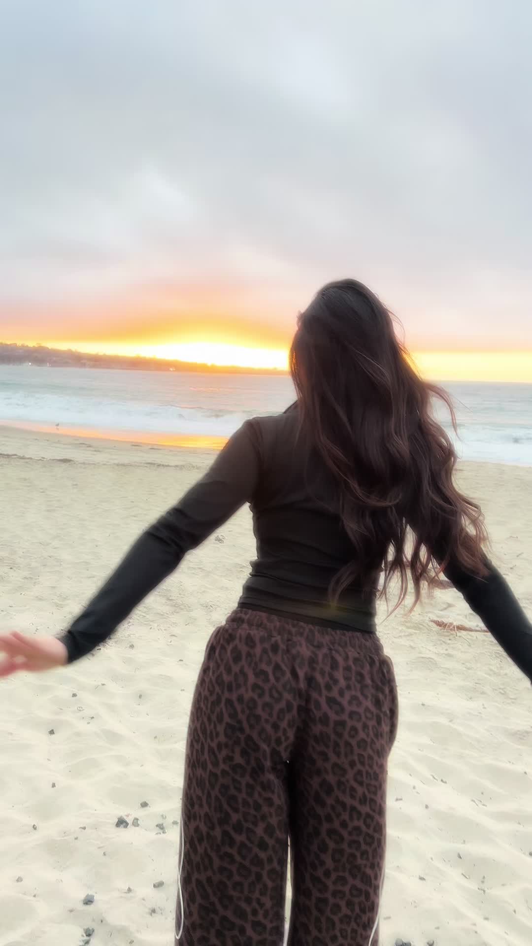 @Monse<3