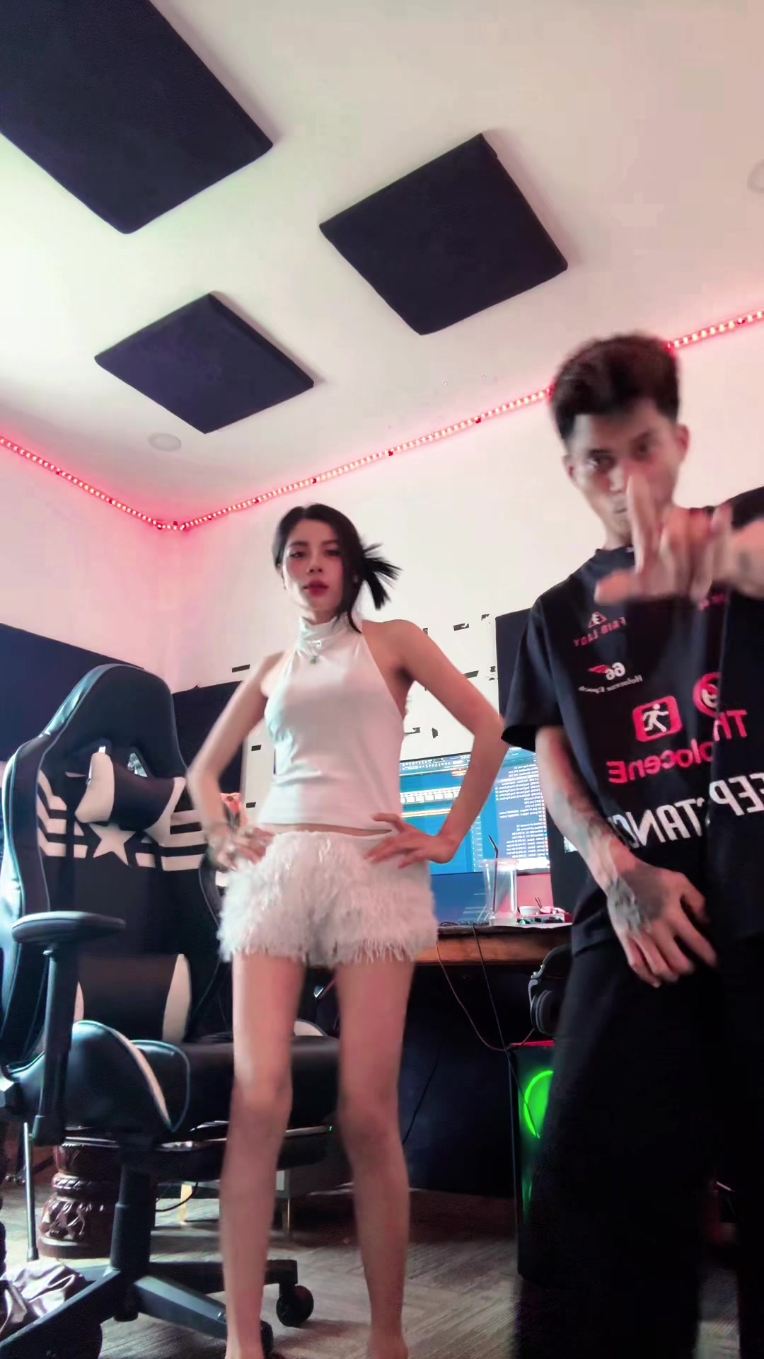 @ផេកឈ្មោះ👉🏻: ងីម រ៉ាណេ