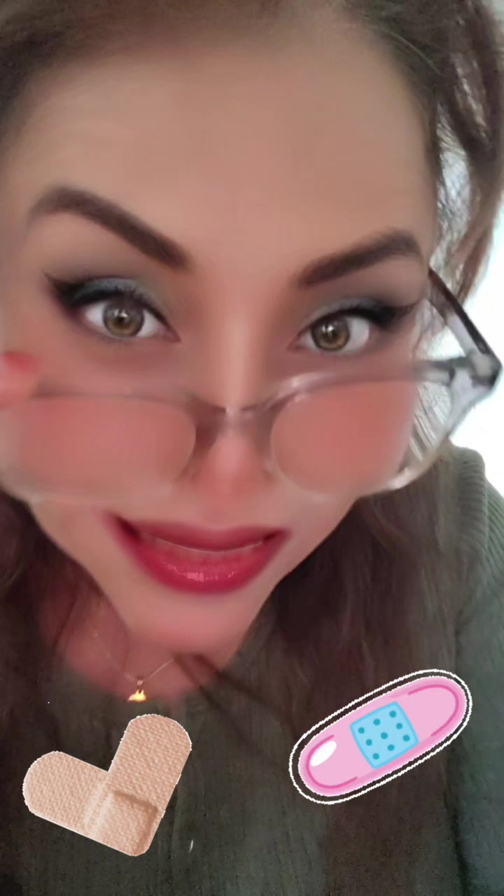 @ThaityRozOficial