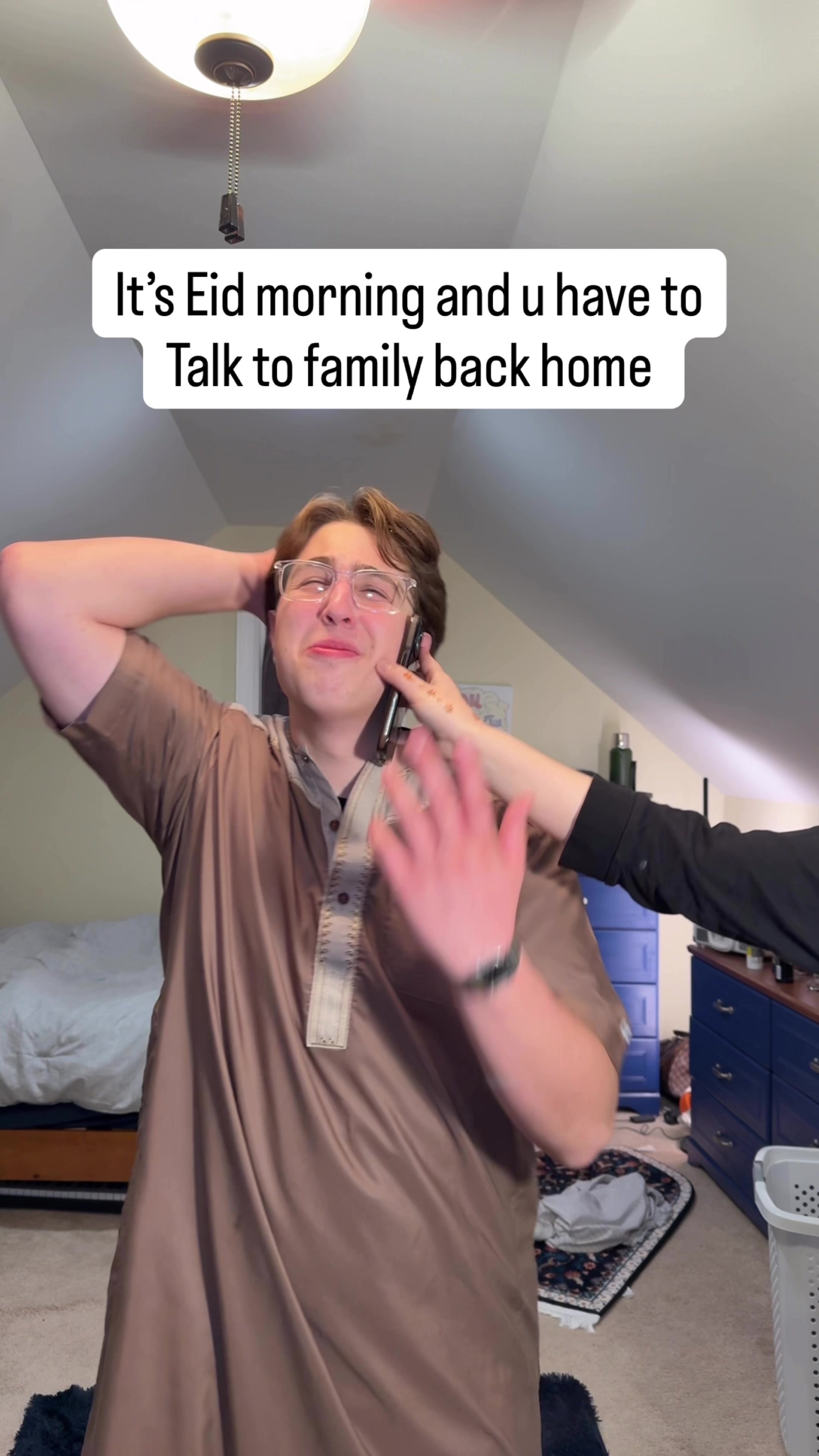 @adoolie_