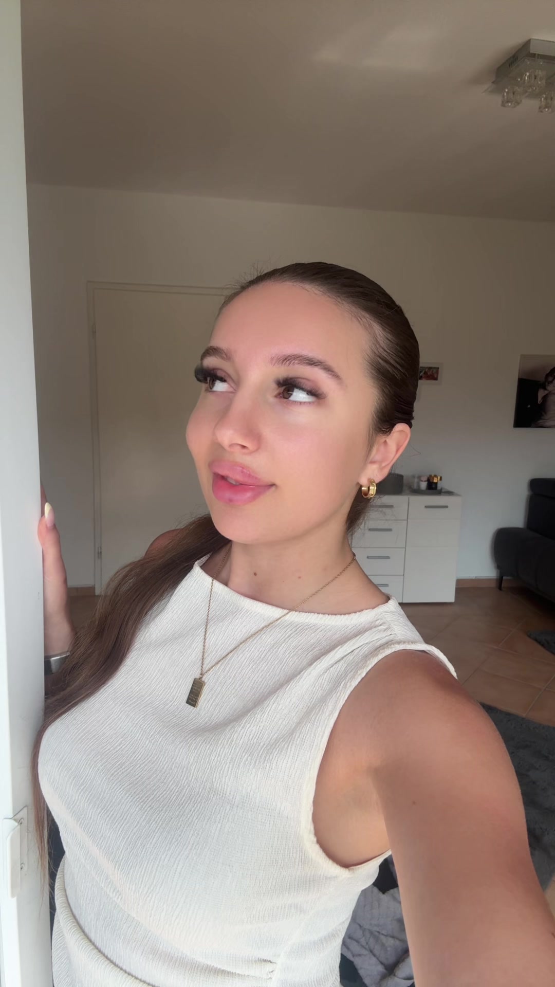 @Aulona