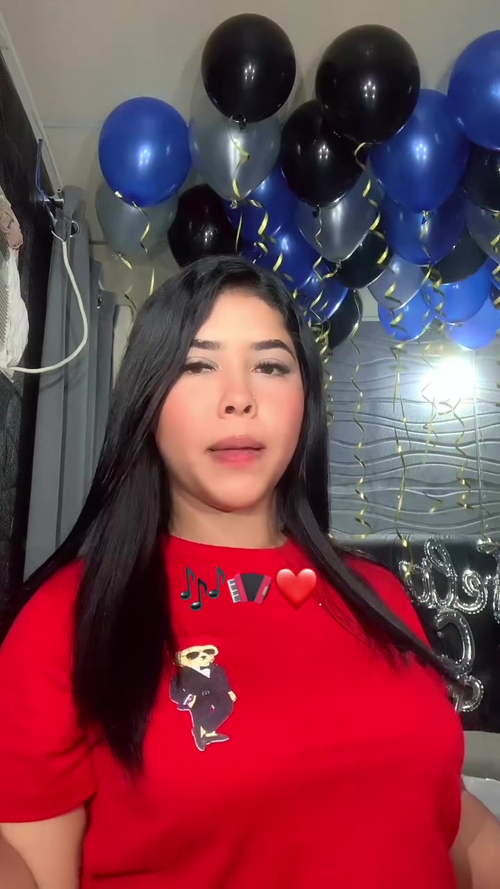 @Gaby Martinez🦋.