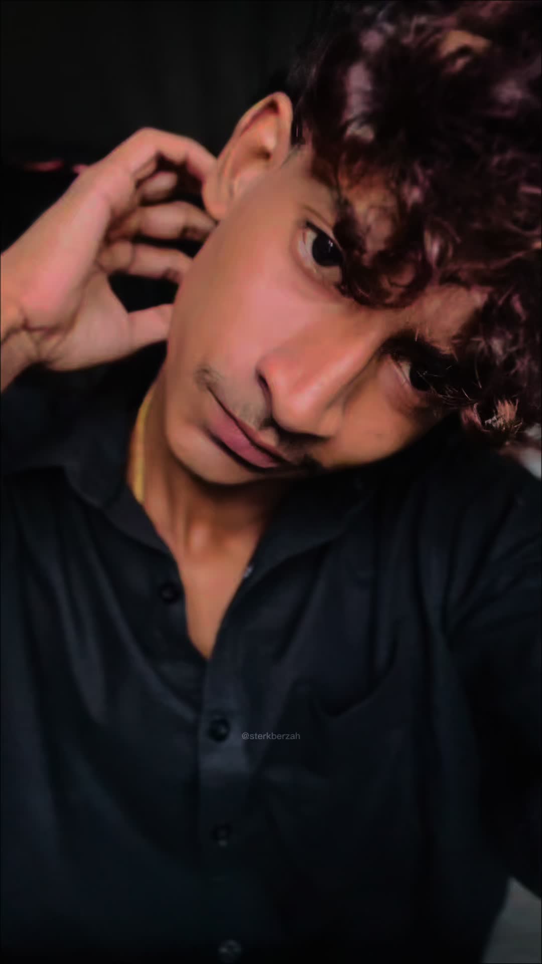 @D i l a 🪭&rdquo;