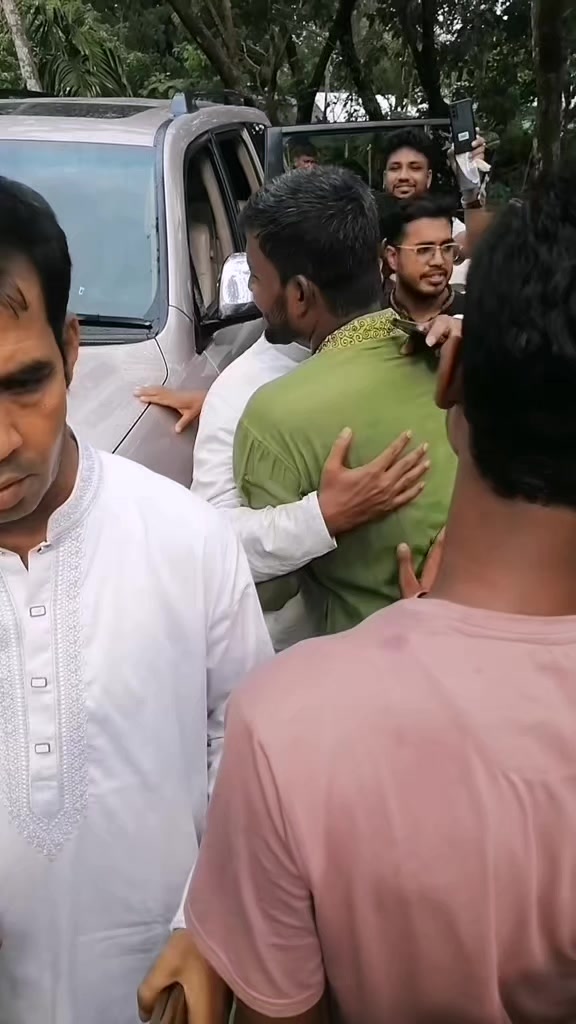 @বাঁশখালী ছেলে ফরহাদ