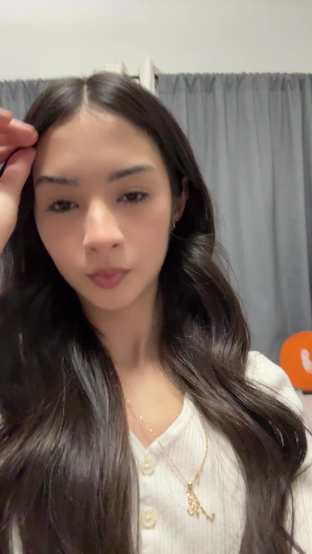 @melannie.