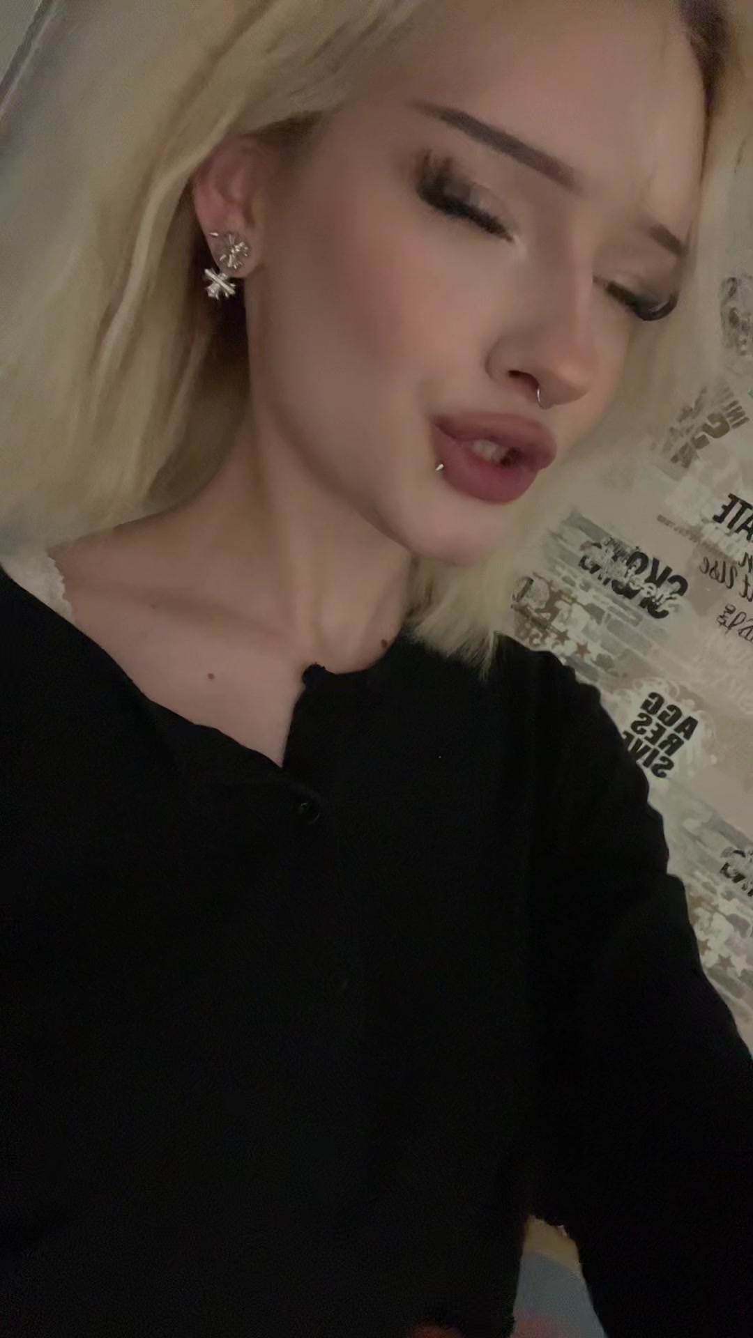@манка