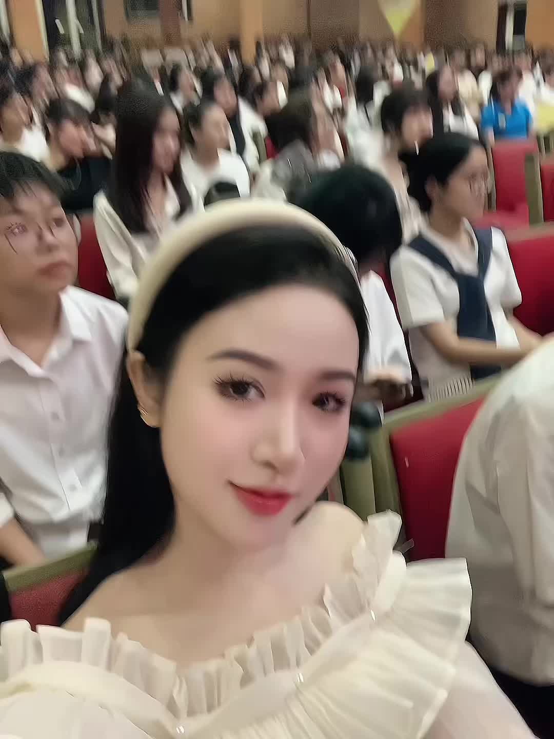 @Bê Lễ Hoàng Trang