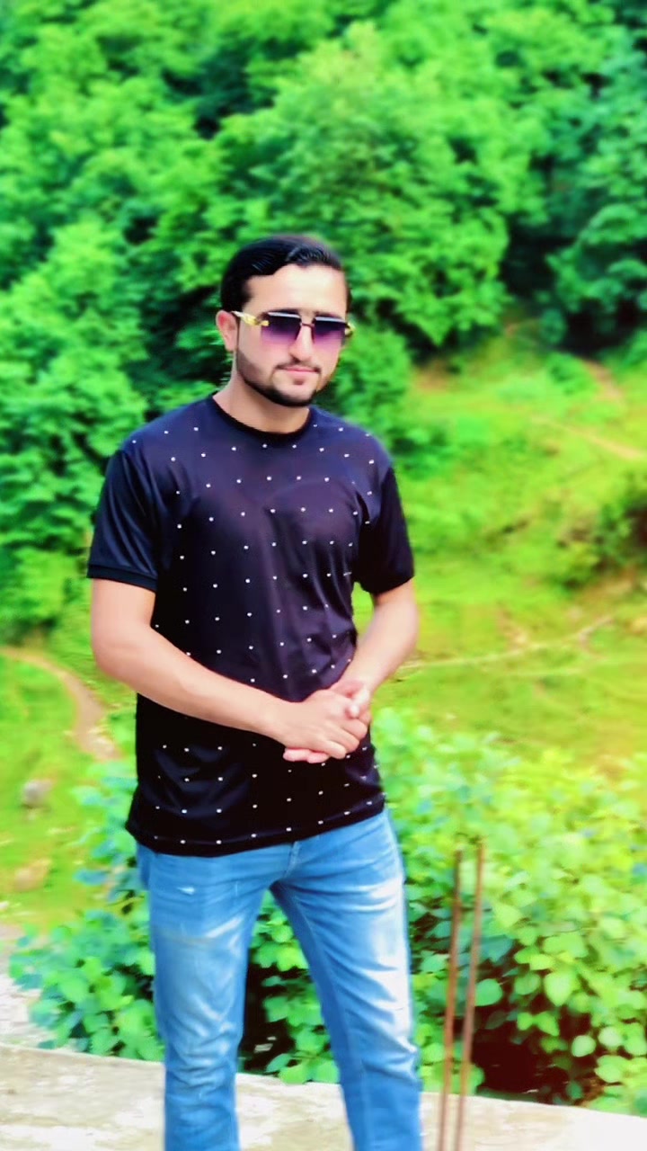 @Mr_ Zeeshan077