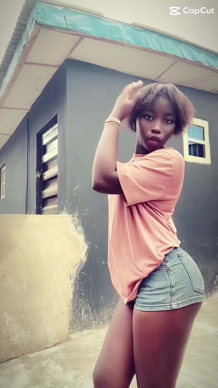 @Datslimgirl 🌈😘😻🥰