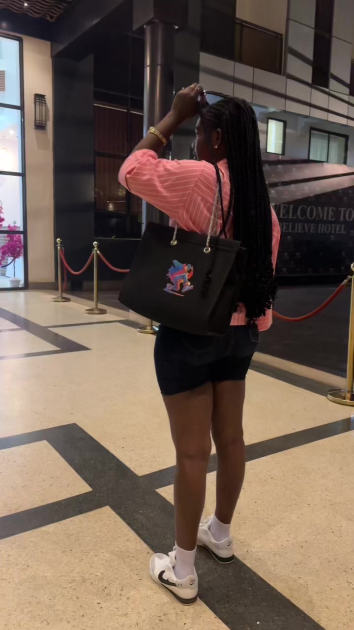 @Rihanna bb volont&eacute; ❤️❤️
