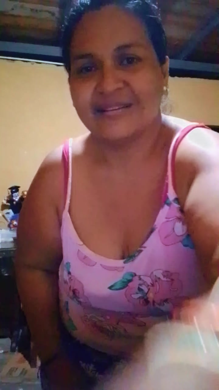 @Claudia Ayala