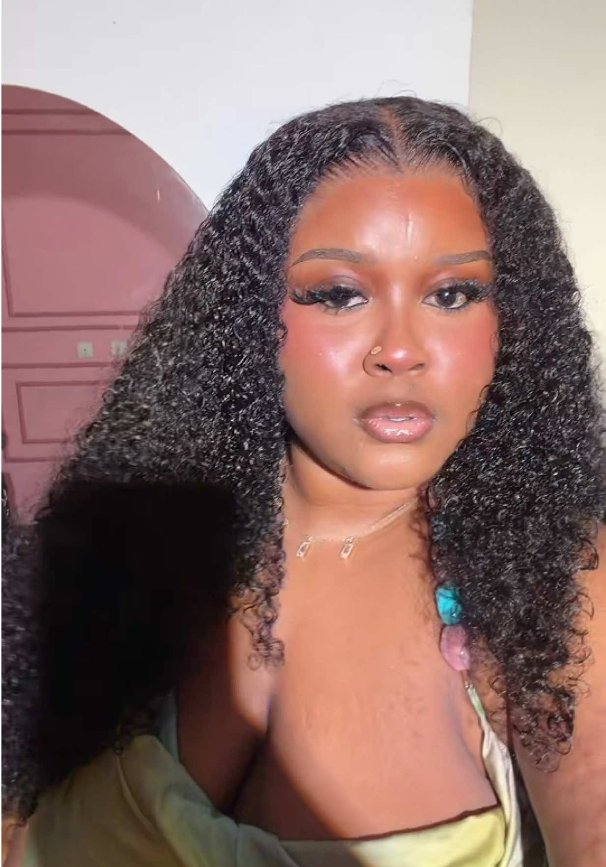 @𝒩𝑜𝓊𝓇𝒶 🍬💕