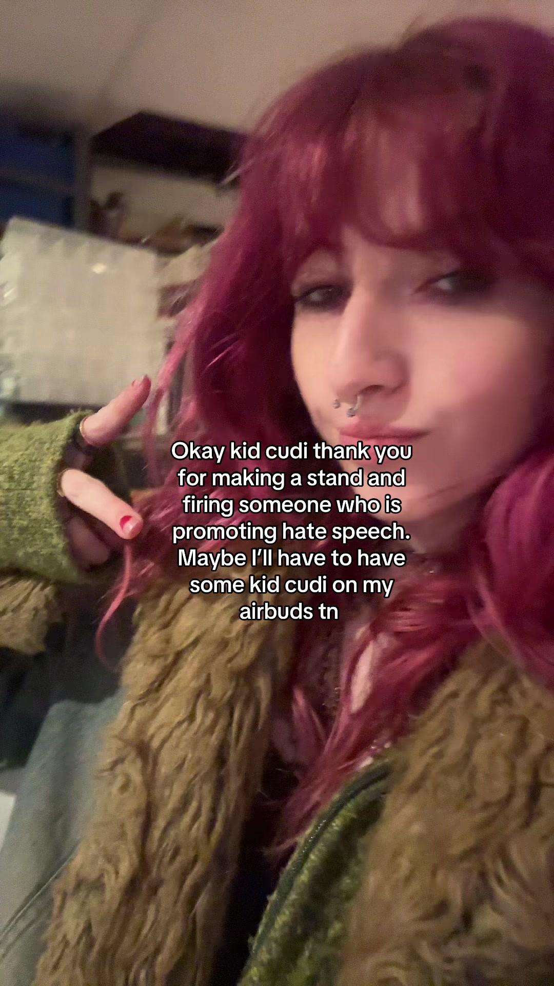 @emily.airbuds