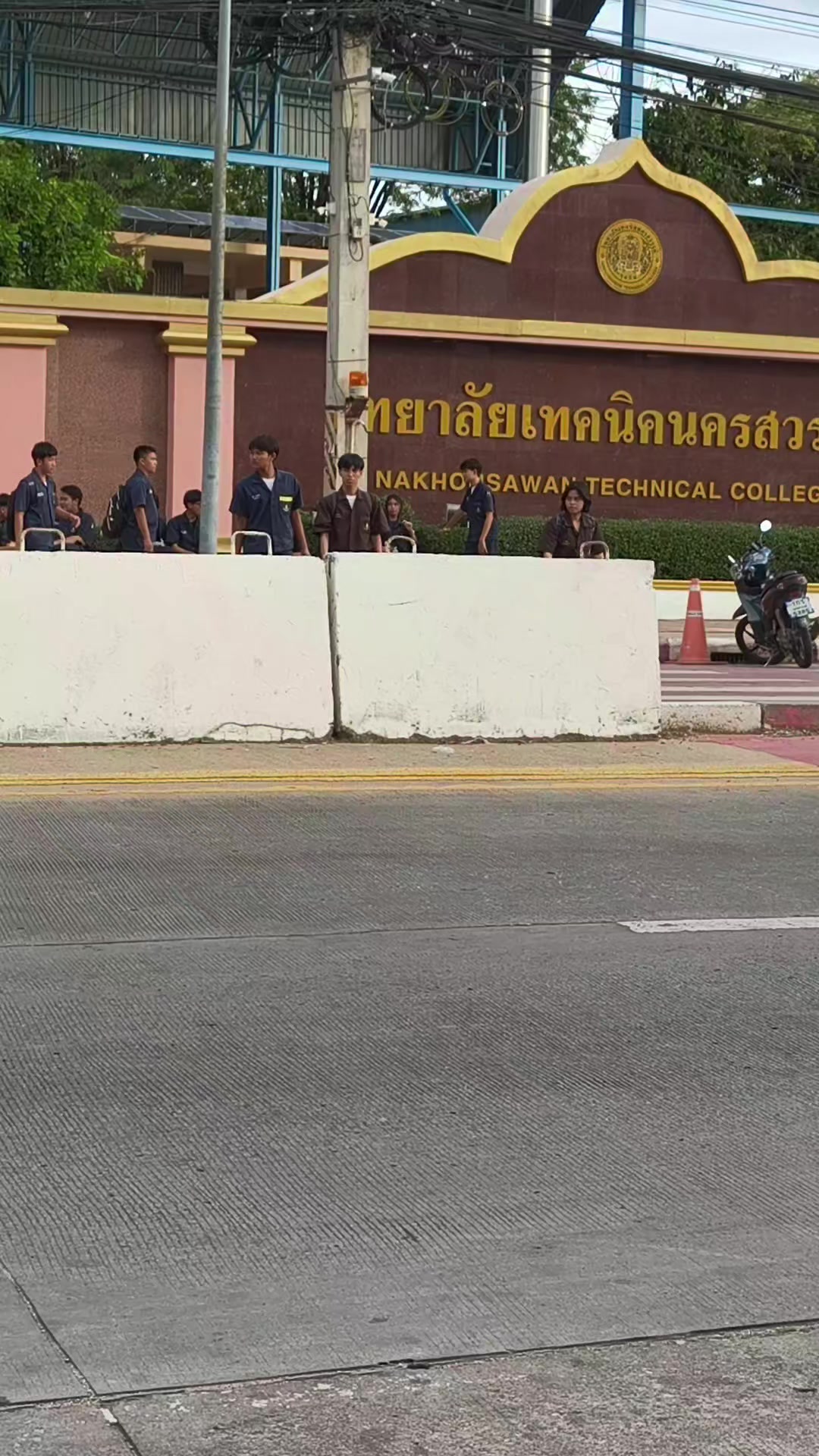 @เบล นฤเบศร์