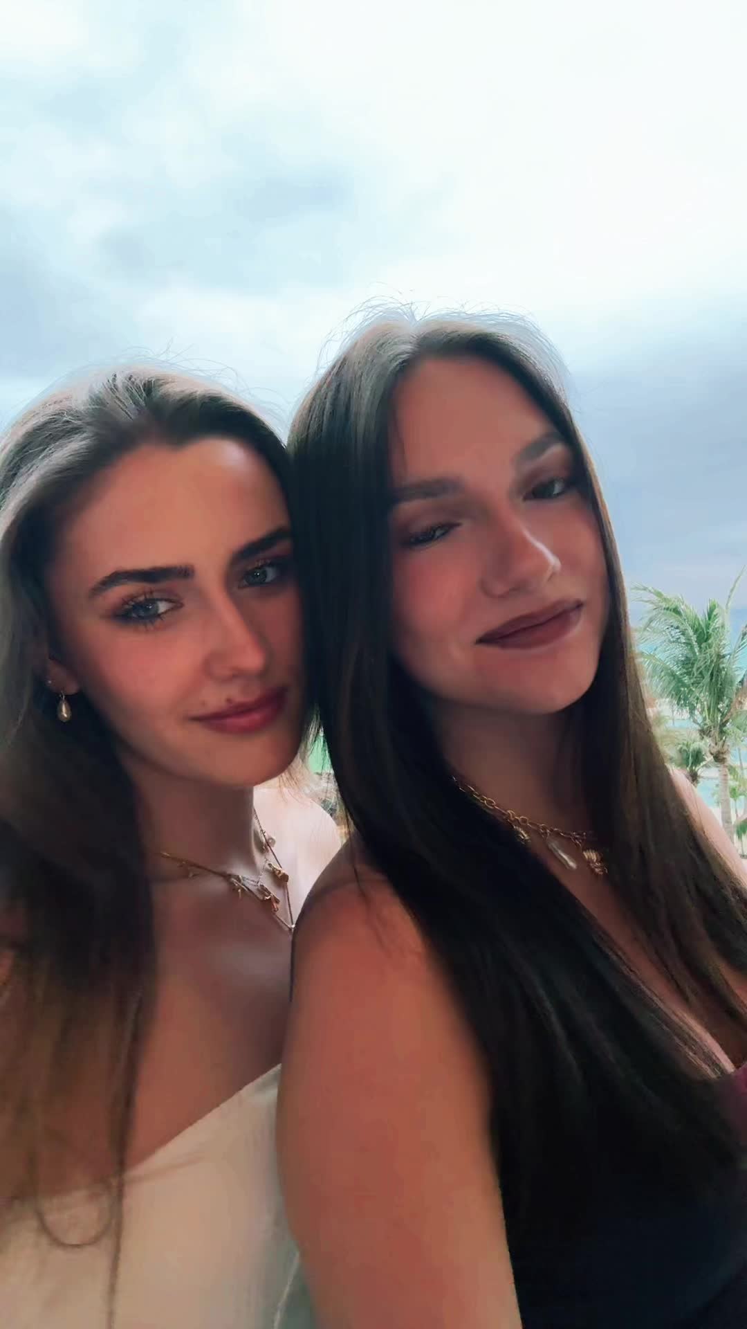 @ashleigh.rayne