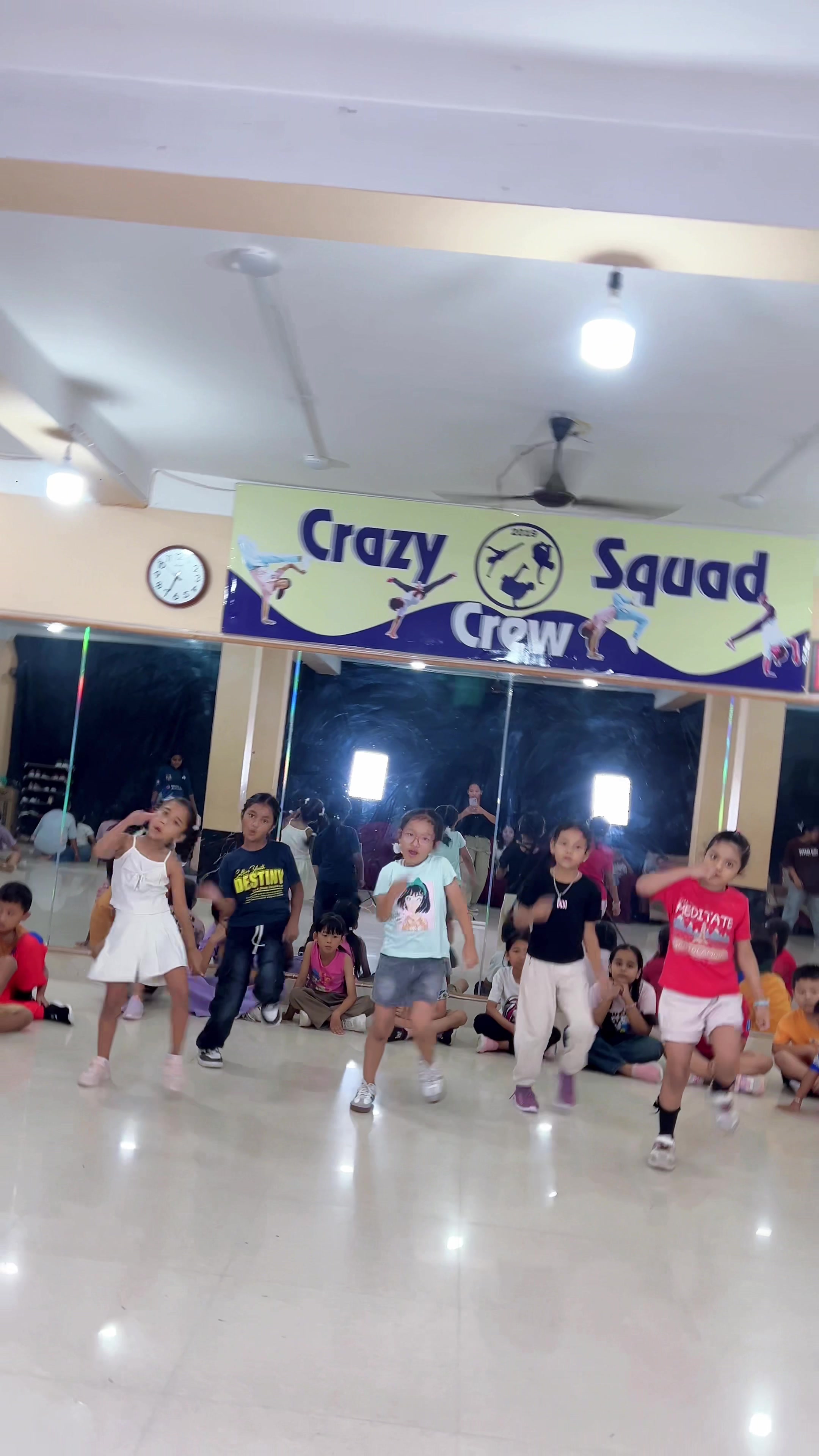 @Crazy Squad Crew