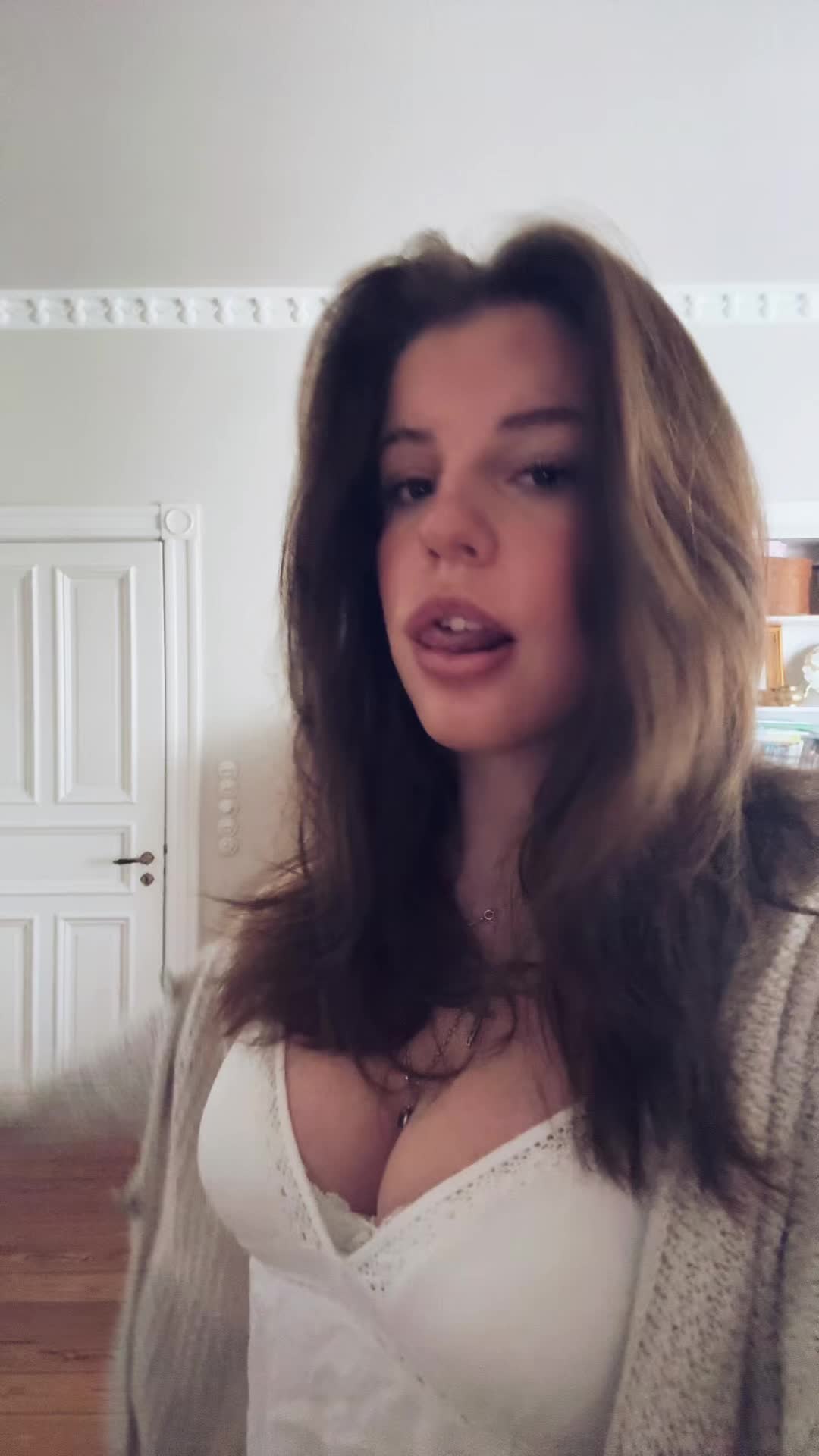 @Julia.stf