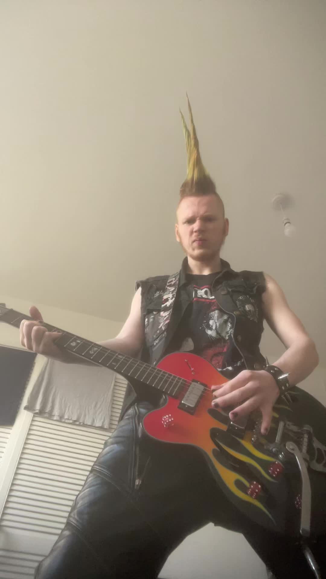 @Erotten77
