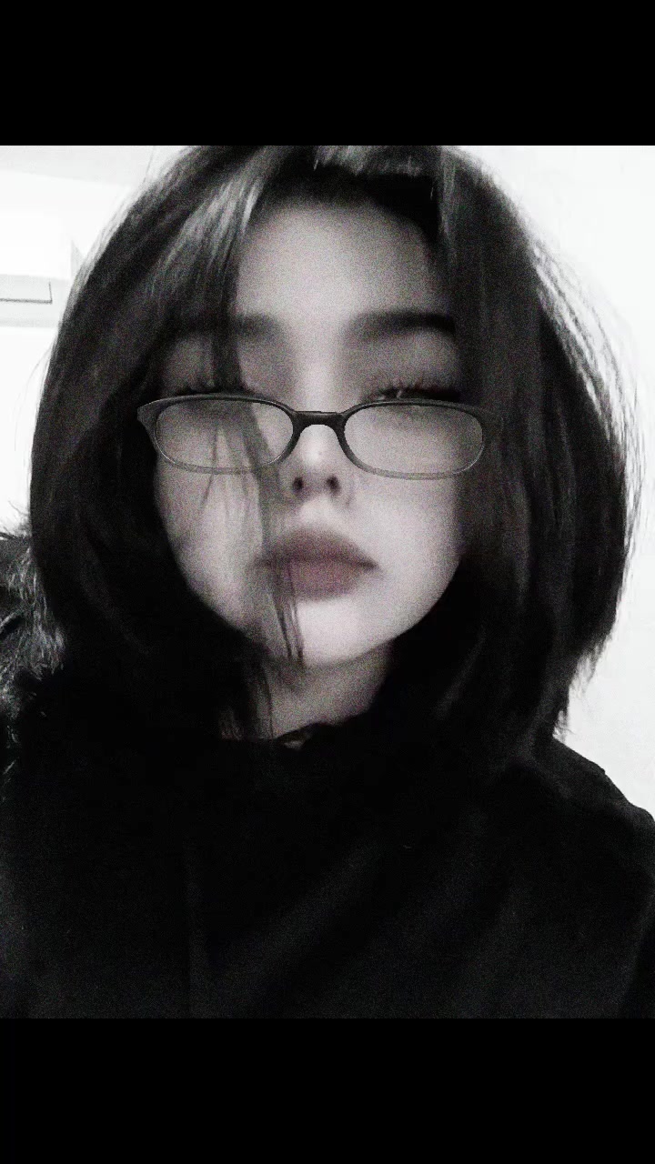 @Vαɳყα 🖤