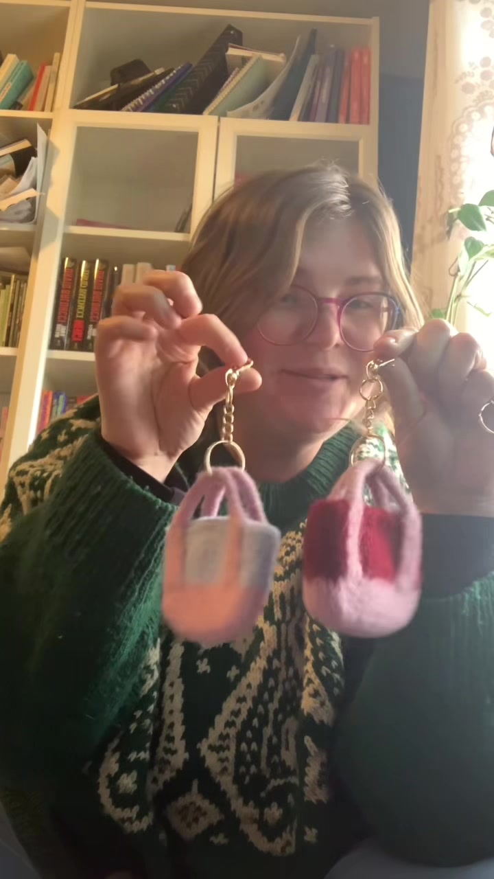 @Bri (BurgleUrTurts)