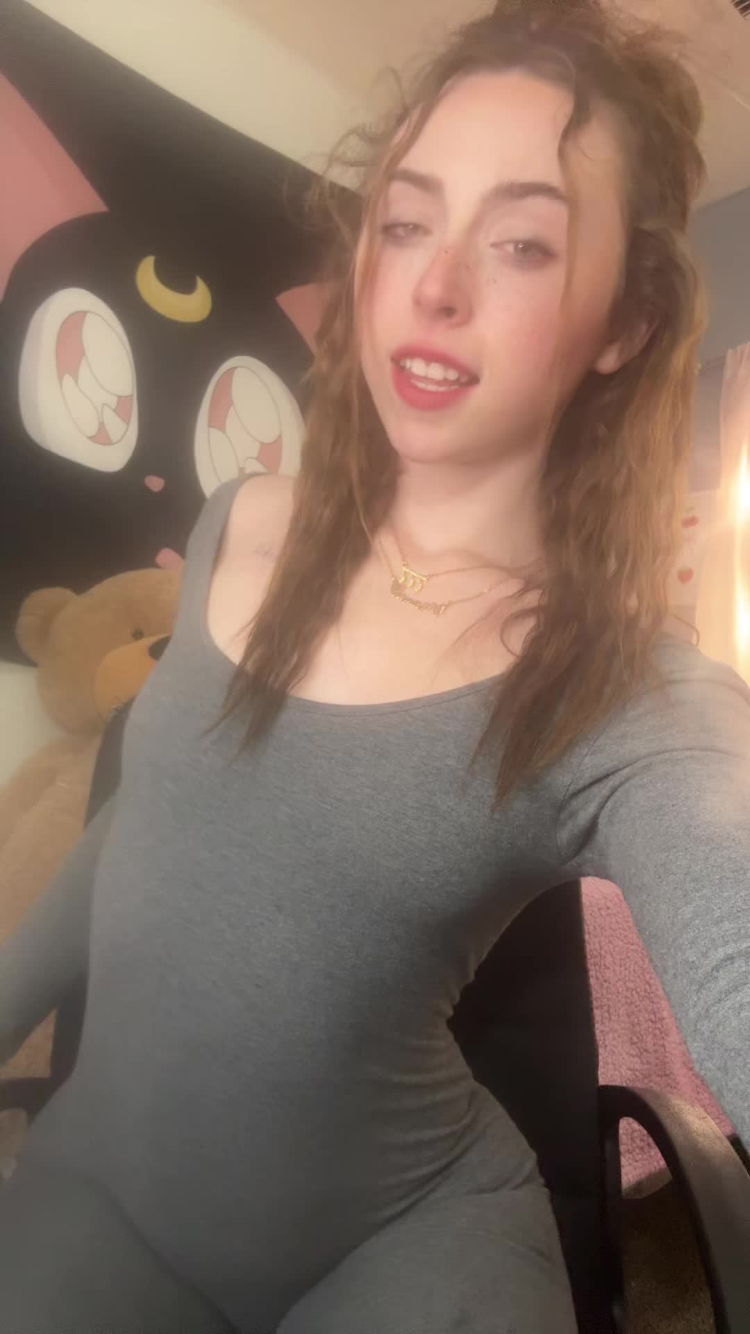 @<3