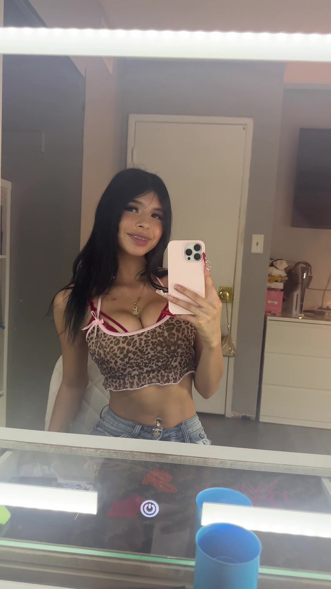 @nataliaavalenzuela