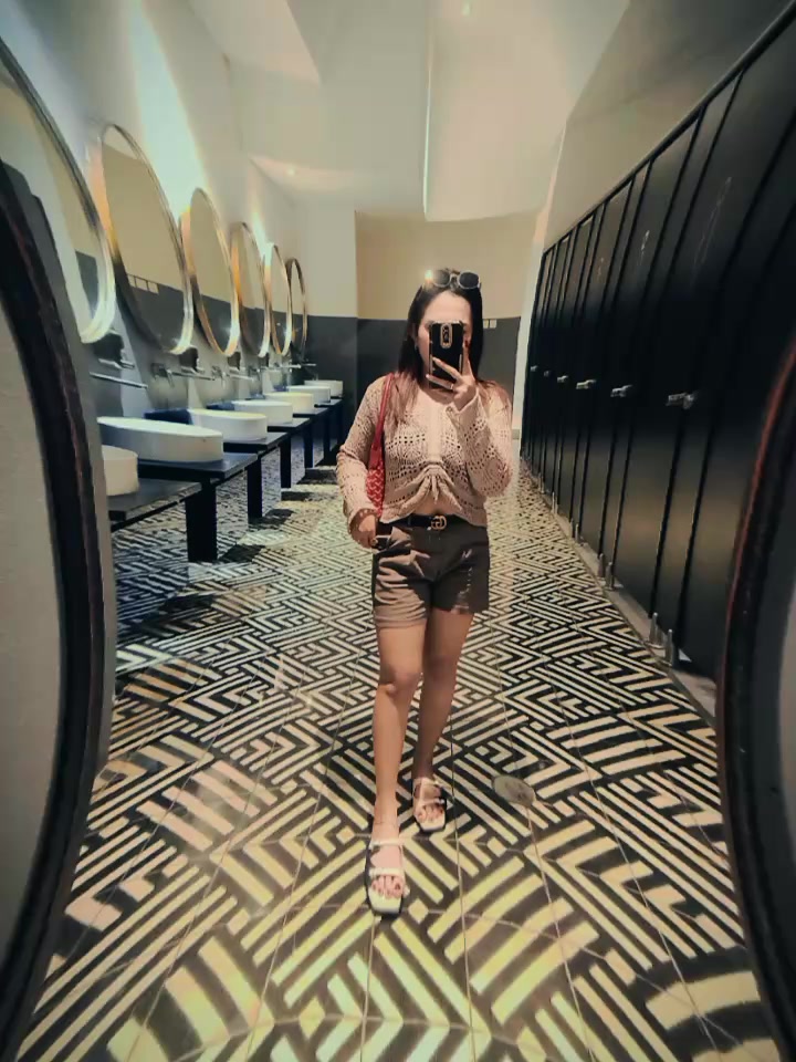 @Yulia Rose