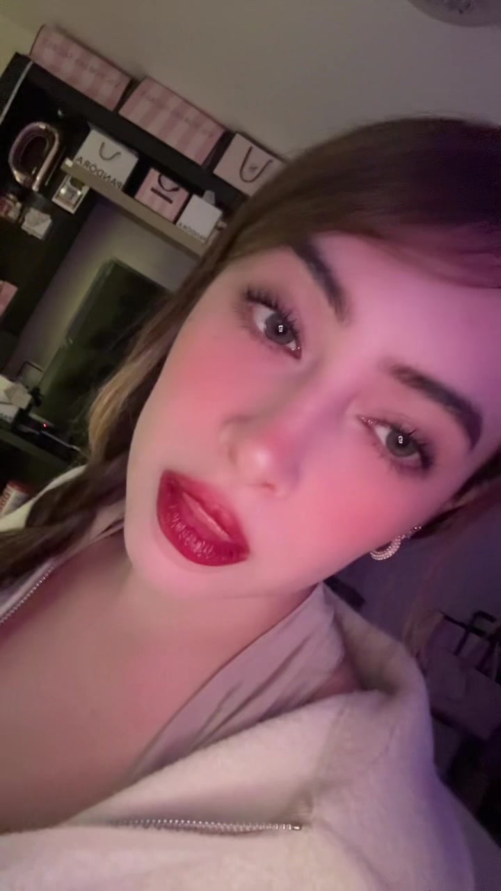 @CattPalacios08