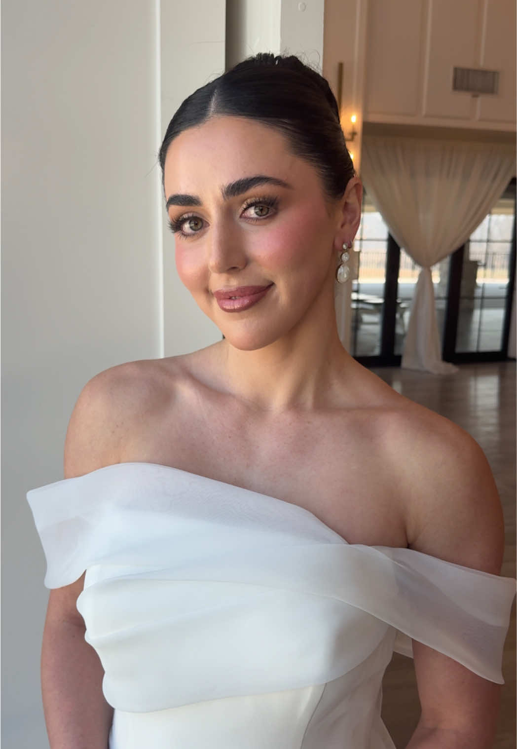 @mollybrownmakeup