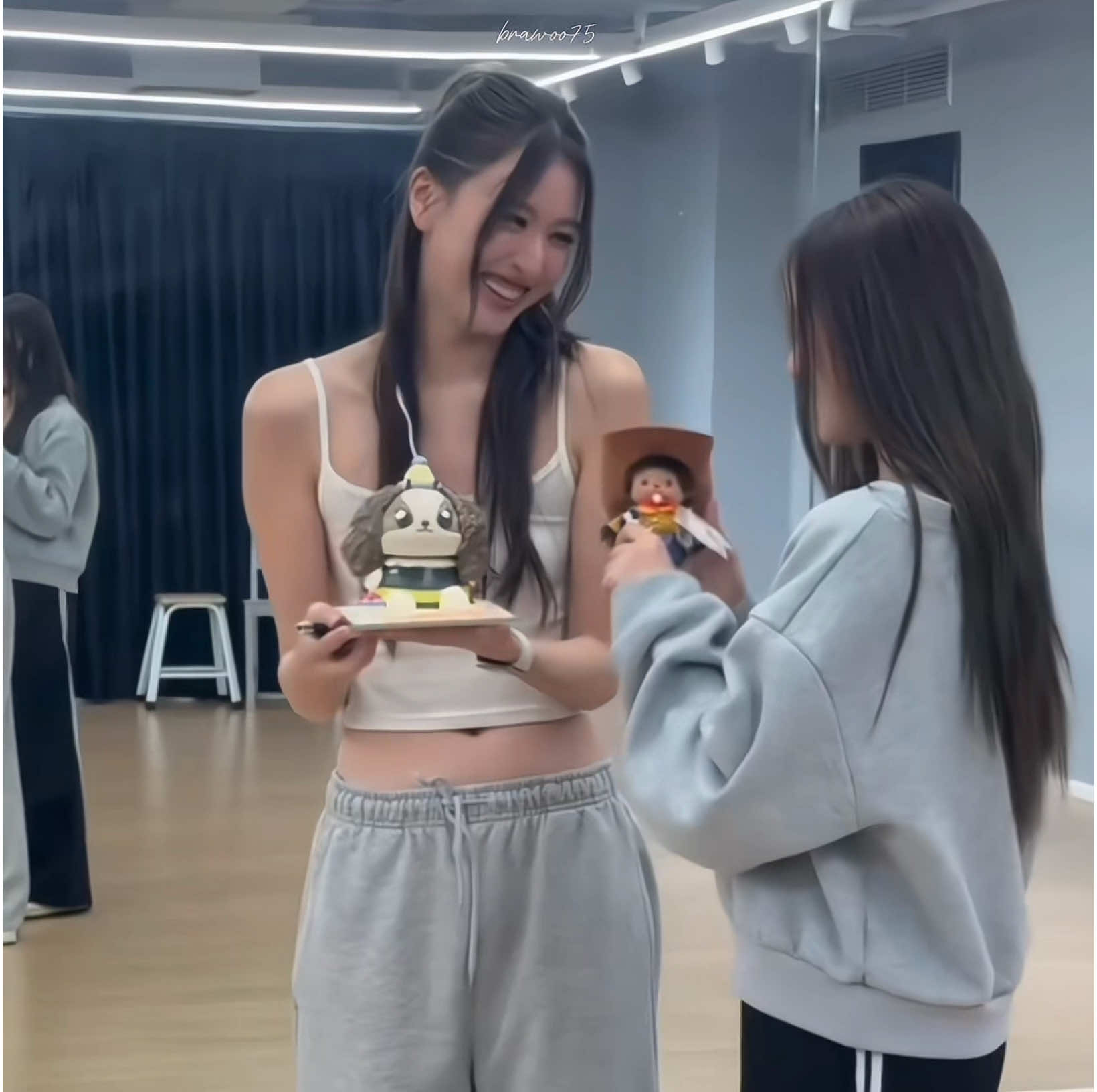 @ไม่ใช่บร๊ะโว่ววว