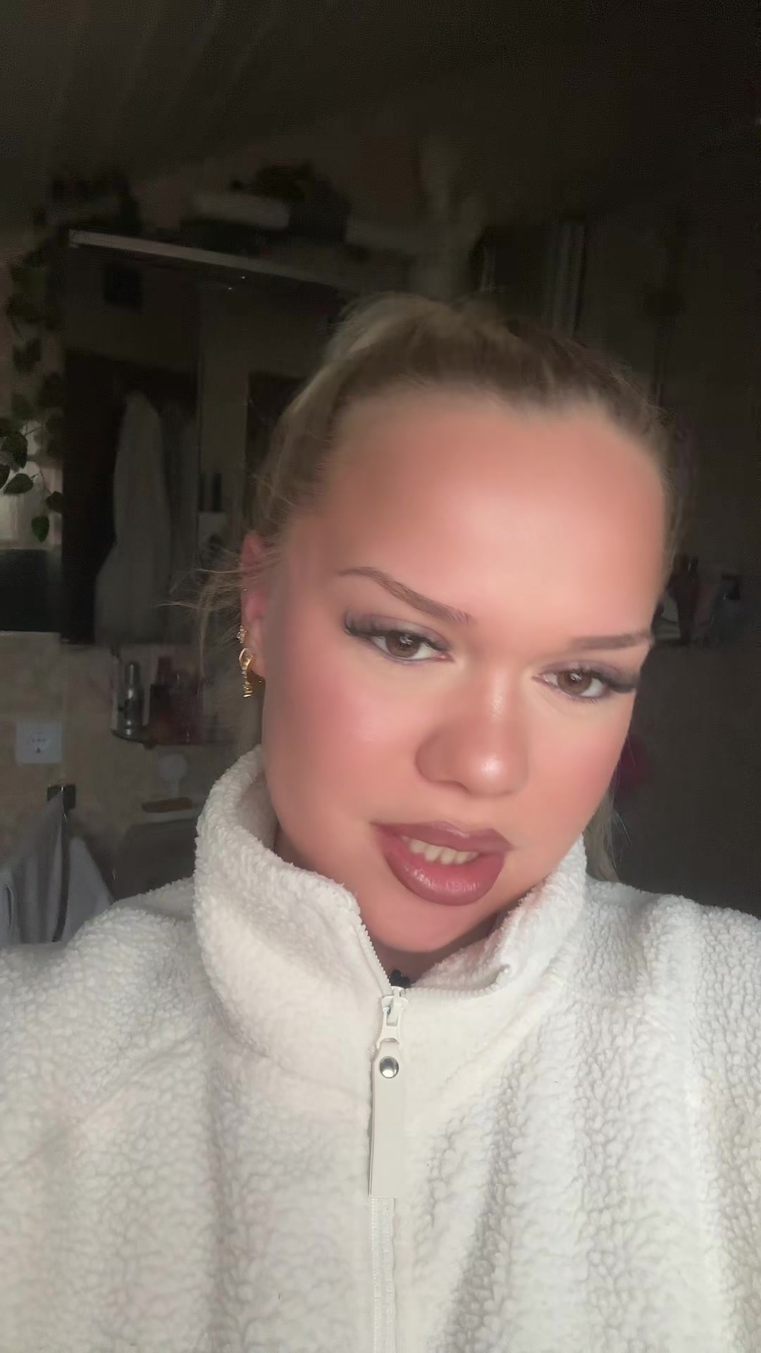 @𝐿 𝐴 𝑈 𝑅 𝐴