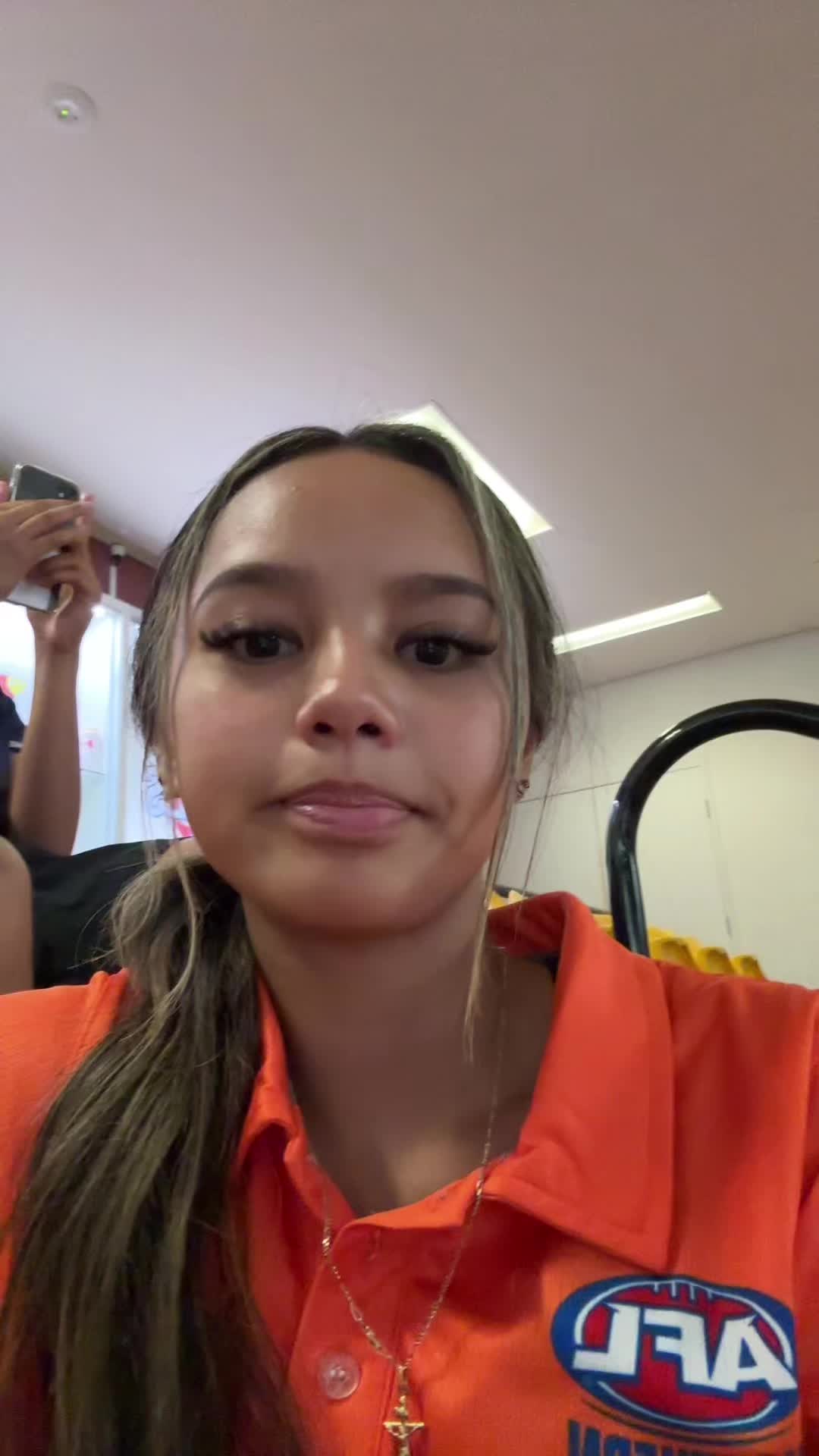 @Lara