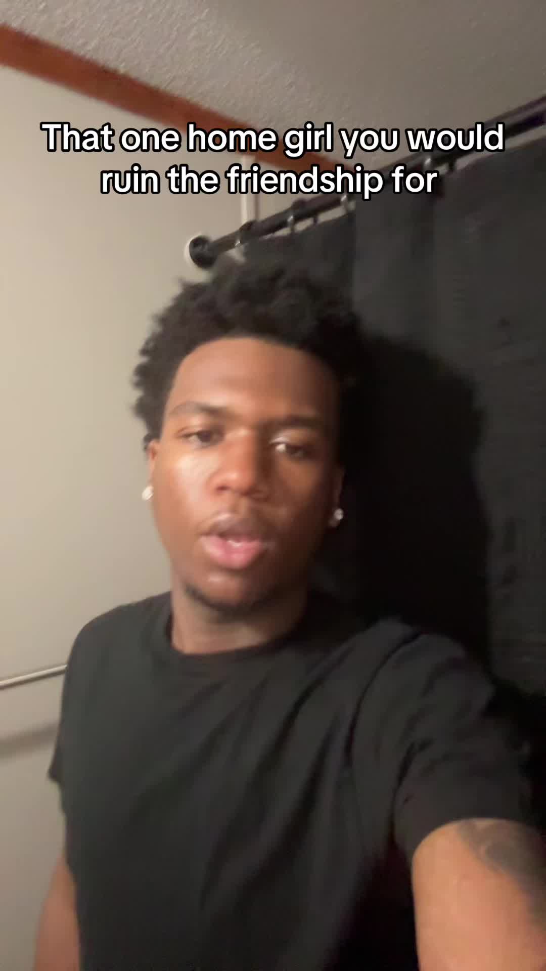 @Kv💕🦇( SUB TO MY YT)