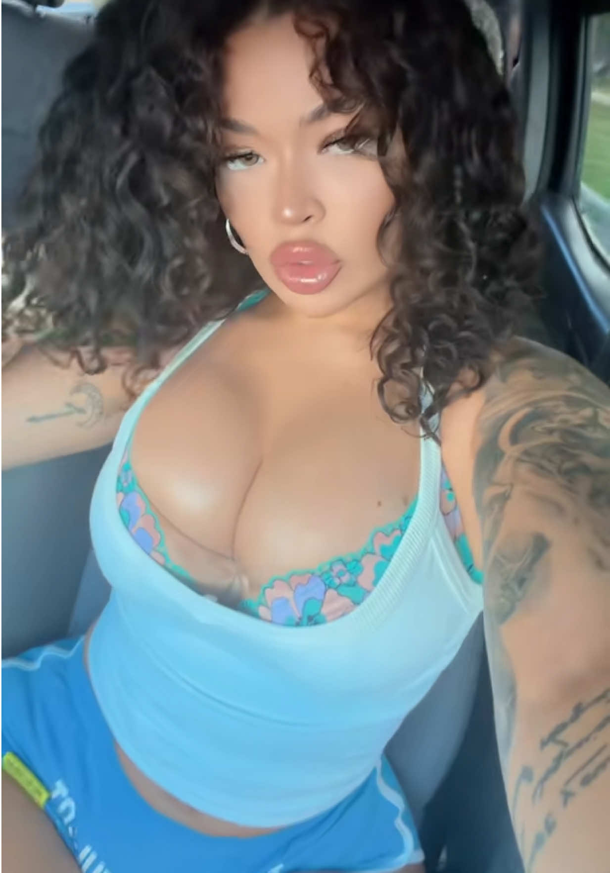 @Tillyktv