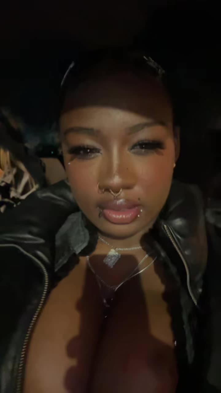 @Akira